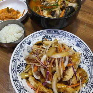 홍굴이해물짬뽕 사진