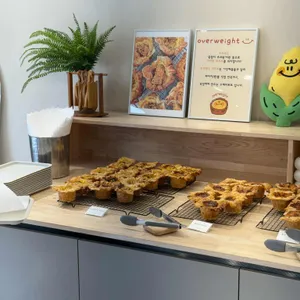 오버웨잇 대표 사진