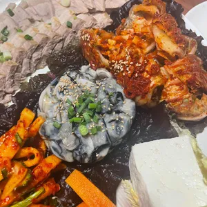 김해부영보쌈 사진