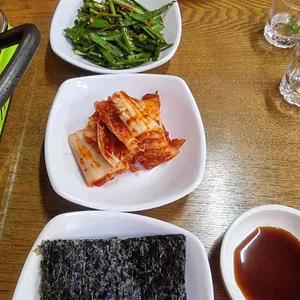 월례네 대표 사진