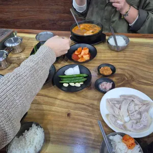 밀양돼지국밥 사진
