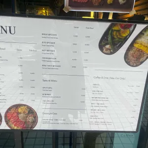 샐리즈로우 리뷰 사진