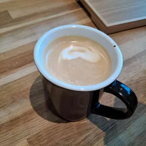 로스티드바이 사진