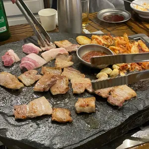 석암생소금구이 사진 1