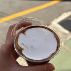 블루샥 대표 사진