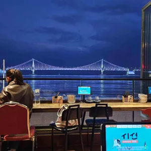 시선 리뷰 사진