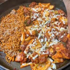 유가네닭갈비 사진
