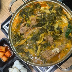 뼈큰감자탕 대표 사진