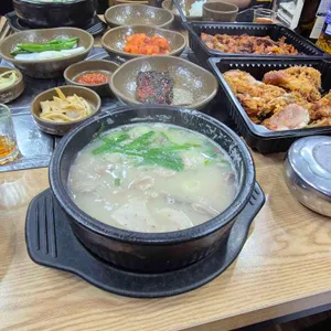대두네 순대국 사진