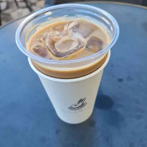 빠니드 엠 무니 대표 사진