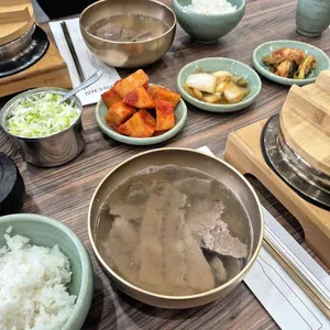 곤국 대표 사진