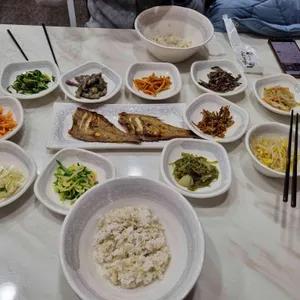 쌍둥이네보리밥 사진 1