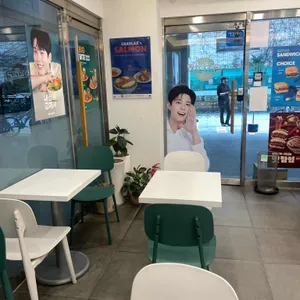 샐러디 리뷰 사진