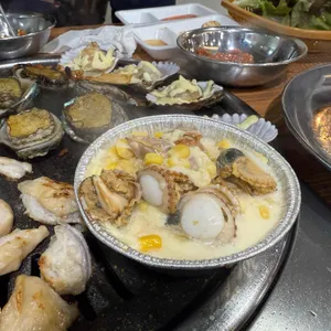 지지네 조개마을 무한리필 대표 사진