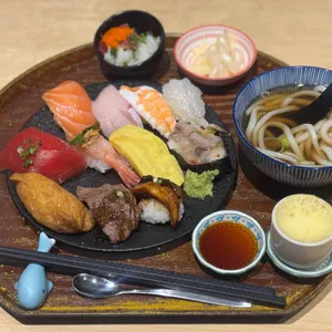 토모루스시 사진