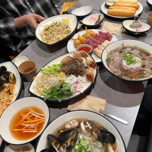 포이즈럽 대표 사진