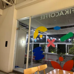 피카커피 인더플레이스 리뷰 사진