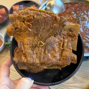 청년감자탕순대국 대표 사진