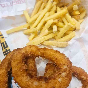 롯데리아 대표 사진