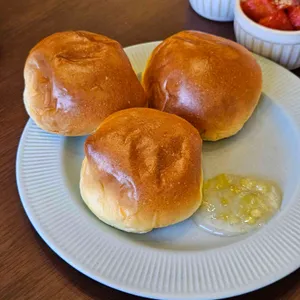 여덟공산 사진 1