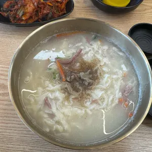 곰셰프의 칼국수 사진 2