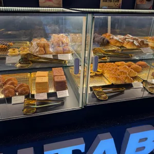 하이테이블 리뷰 사진