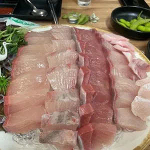 바닷가회먹거리세상 사진 1