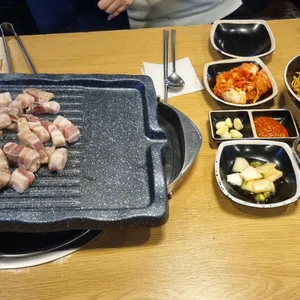 맹그르브삼겹살 사진