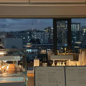 비어있는 삶 리뷰 사진