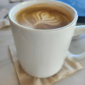 THE377 베이커리카페 사진 1