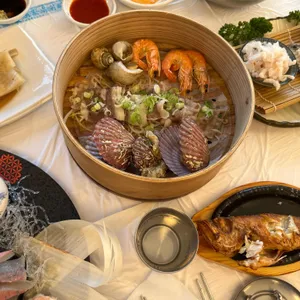 사천포구횟집 사진