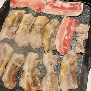 헬로우텍사스캠핑바베큐 사진