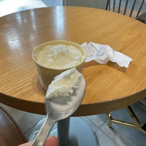 배스킨라빈스 대표 사진