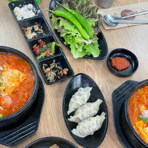조선호랑이 김치찌개&냉면 사진 1