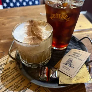 맨홀커피웨스턴 대표 사진