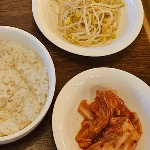 부대찌개대사관 사진