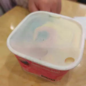 배스킨라빈스 대표 사진