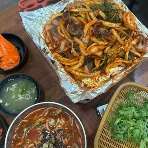 공주 얼큰이 칼국수 쭈꾸미 사진