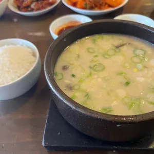 거대곰탕 대표 사진