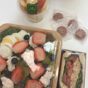 라티에 대표 사진