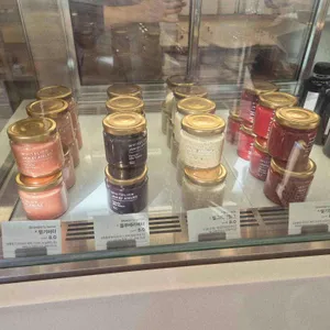 화이트리에 사진