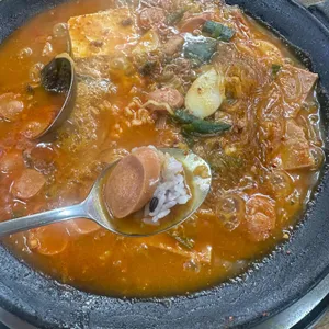 봉황부대찌개 대표 사진