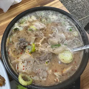 소문난순대국왕족발 사진 1