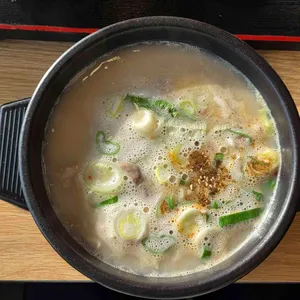 장수촌 돼지국밥 사진