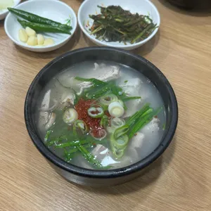 형제전통 돼지국밥 사진