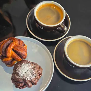 콜프로스터스 사진