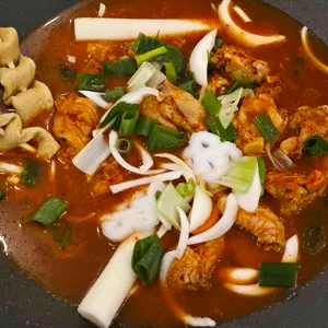 통큰솥뚜껑닭볶음탕 사진