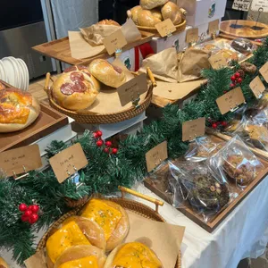 소굴속 리뷰 사진