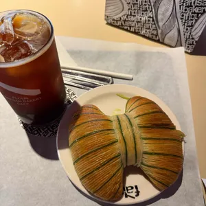 플라워 아티장 베이커리 카페 사진