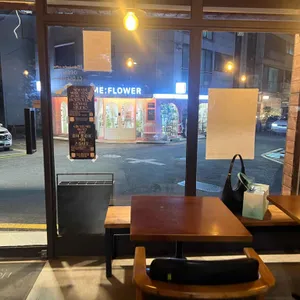 호이폴로이커피로스터스 리뷰 사진